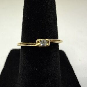 Elegant Yellow Gold Tone Solitaire Ring Clear Rhinestone Jewelry Size 4.5